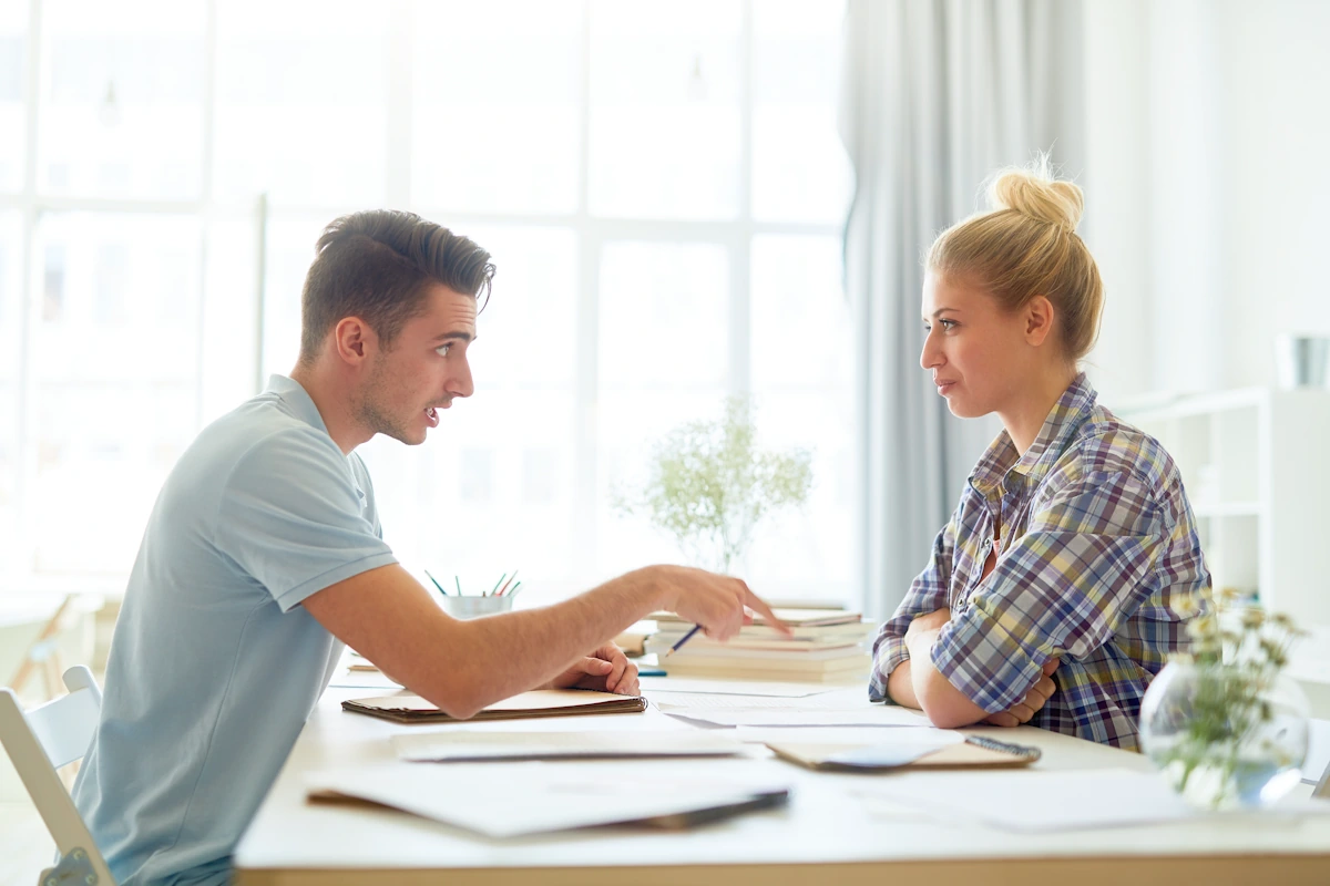 Négociation amiable propriétaire locataire pour éviter expulsion loyers impayés